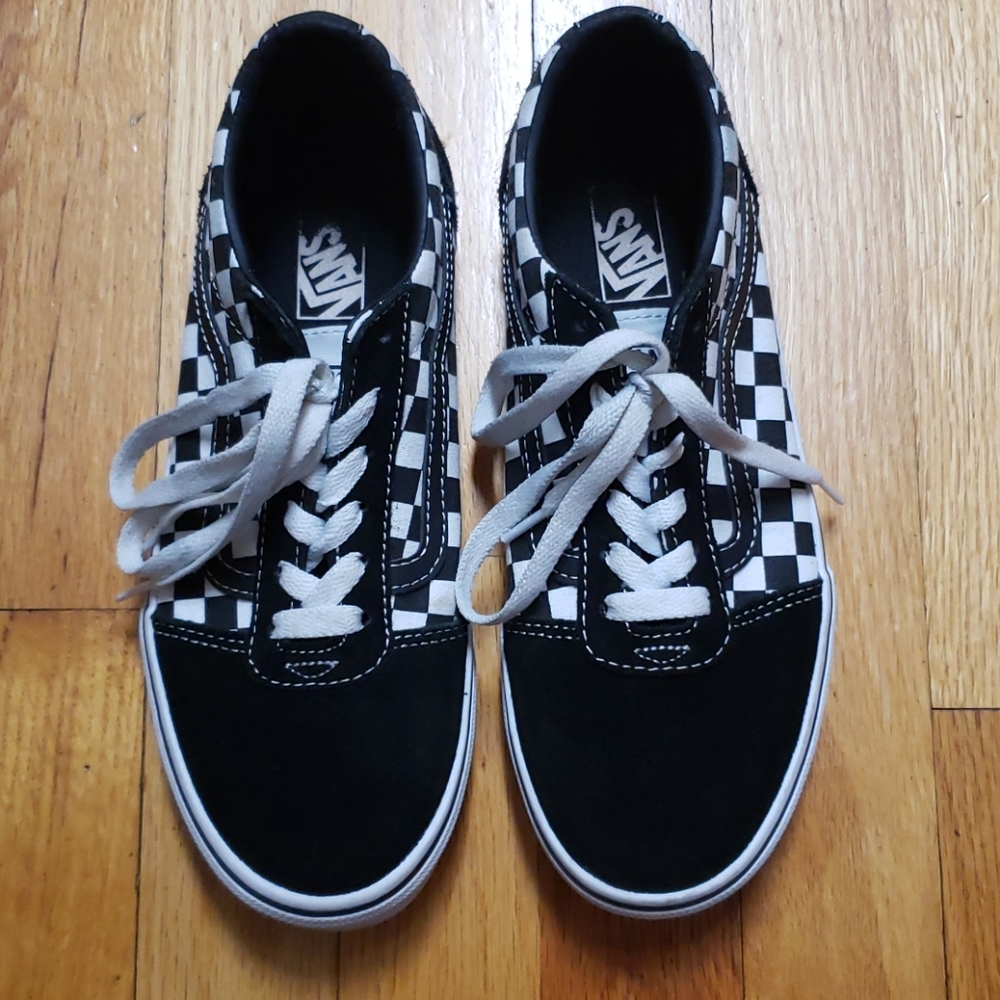 Vans Black & White Checkered Shoes Youth size 5